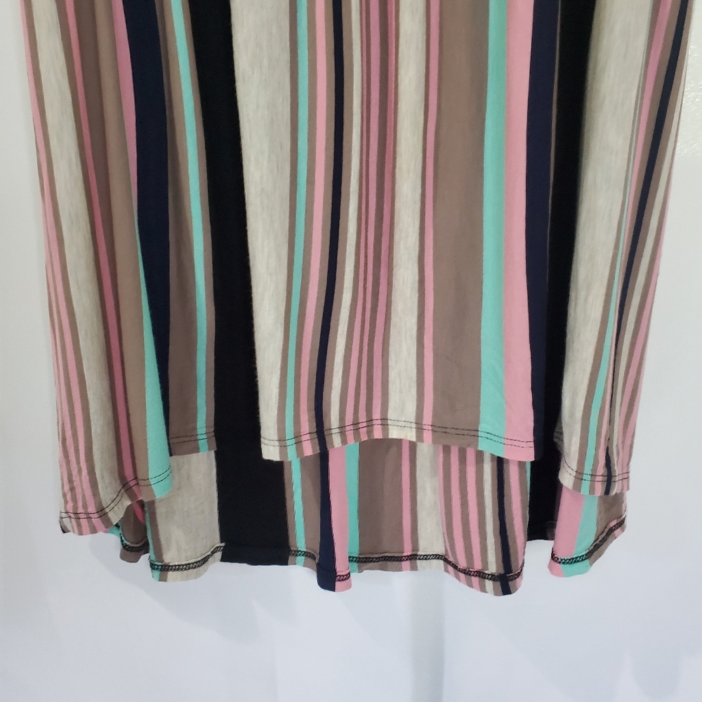 Boutique hi low sleeveless striped top - Picture 3 of 8